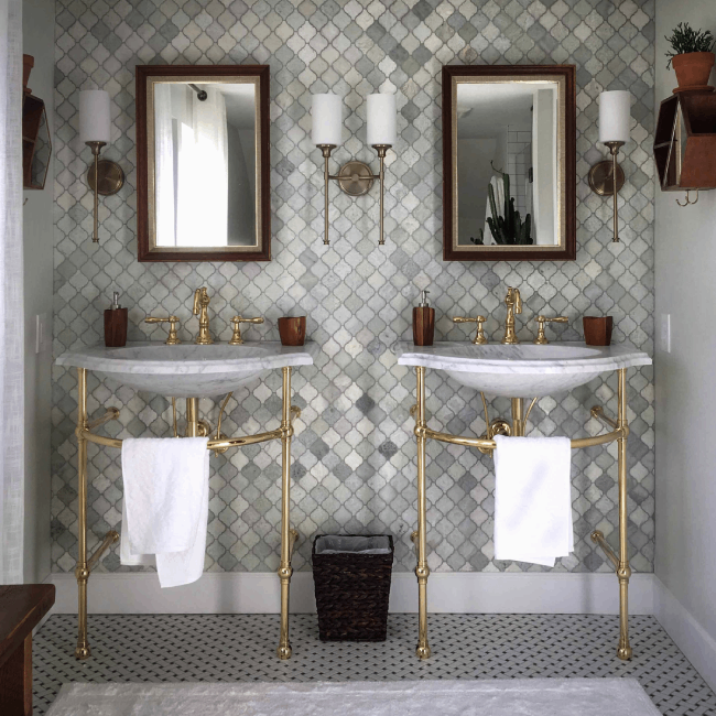 link to Petite Renaissance Vanity