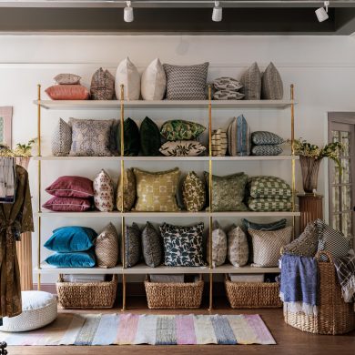 link to split collar shelving