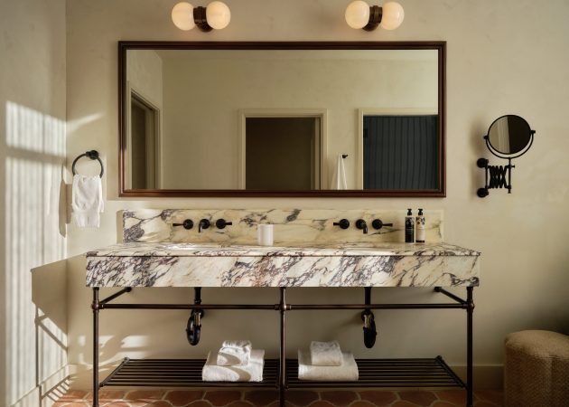 Soho House - Austin - Tapered Foot 3 Legs